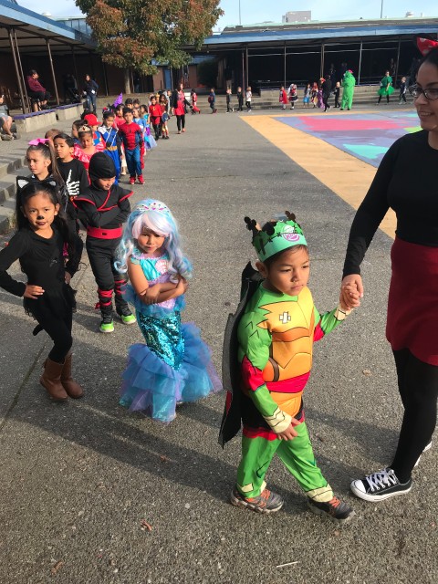 kids halloween parade